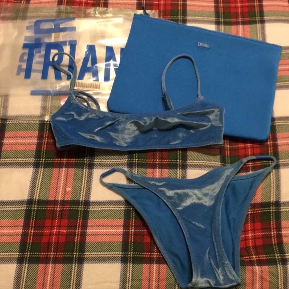 Triangl Marthe blue velvet bikini set